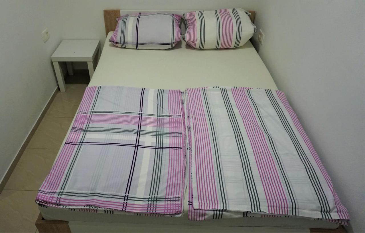 Apartmani Zaric Malinska Ngoại thất bức ảnh